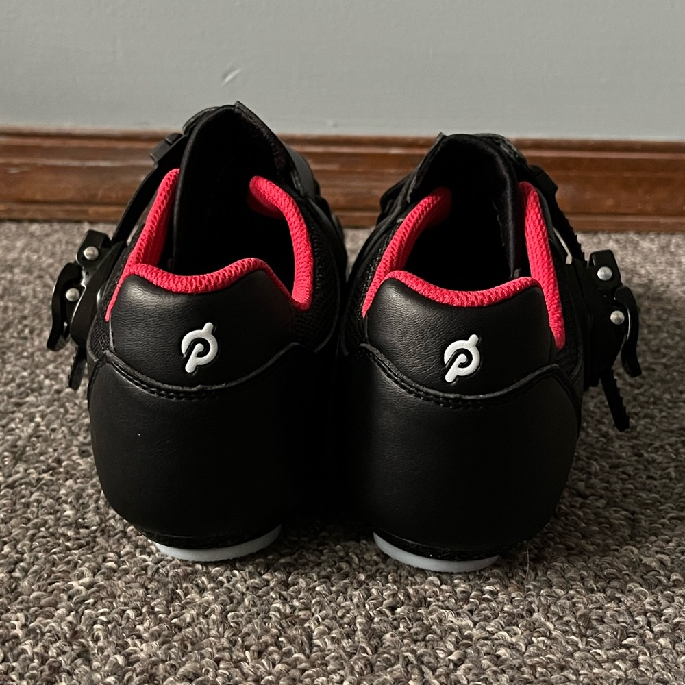 NWOT Peloton Cycling Shoes - Picture 4 of 8